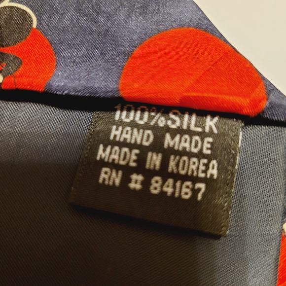 The Disney Store Tie Lot Mickey Mouse Donald Duck Goofy Seven Dwarfs Silk 58 x 4 - Picture 7 of 14